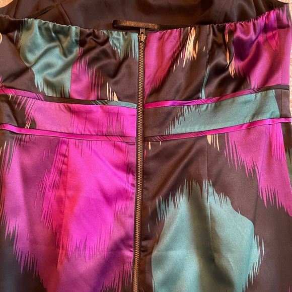 The Limited colorful halter dress, size 4 - Picture 8 of 12